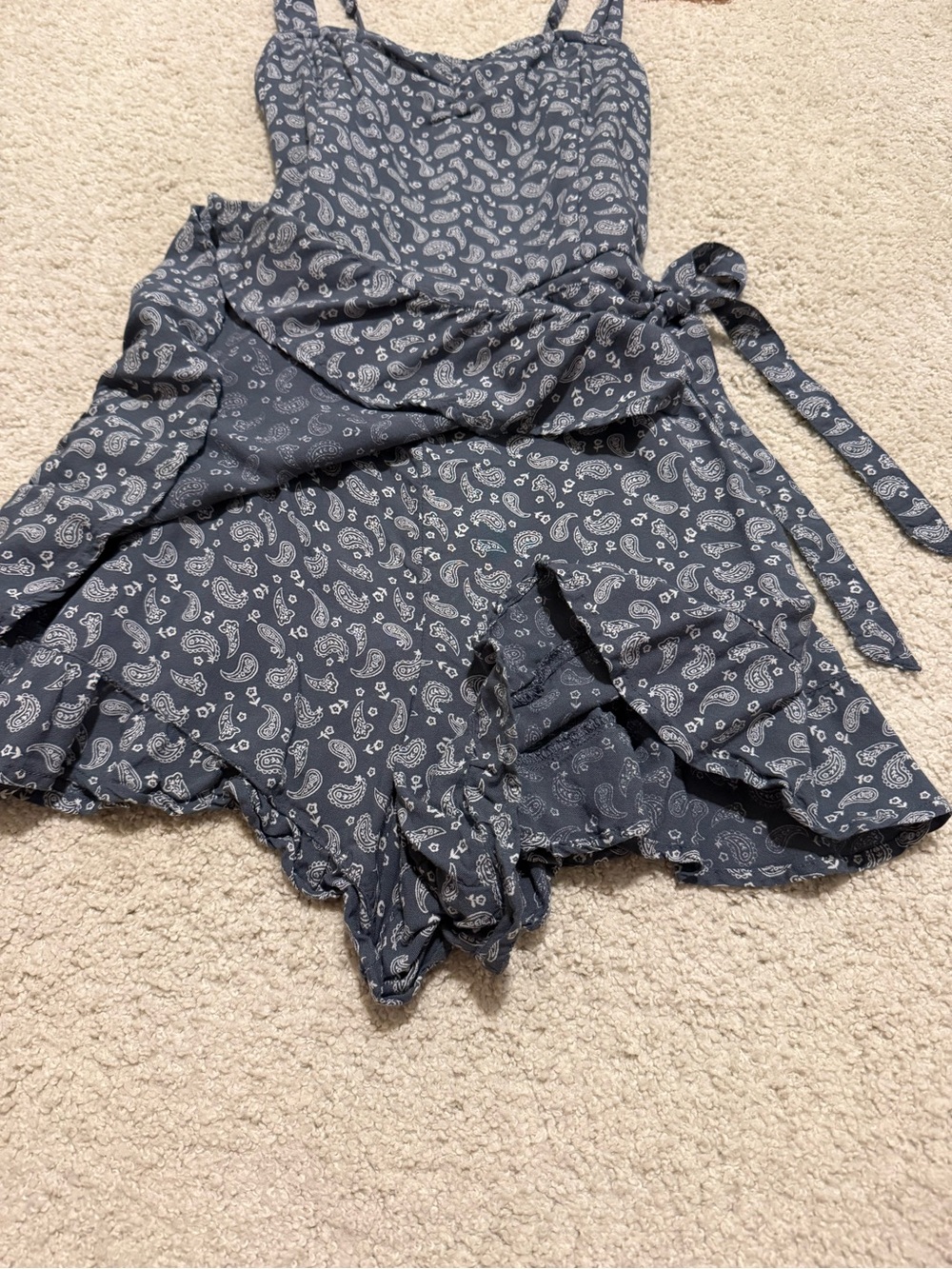 Hollister Navy Paisley Tie-Waist Mini Sundress - Picture 2 of 5